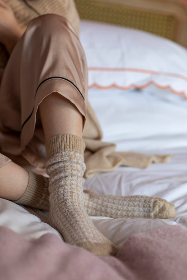 Cashmere Houndstooth Bed Socks, Linen
