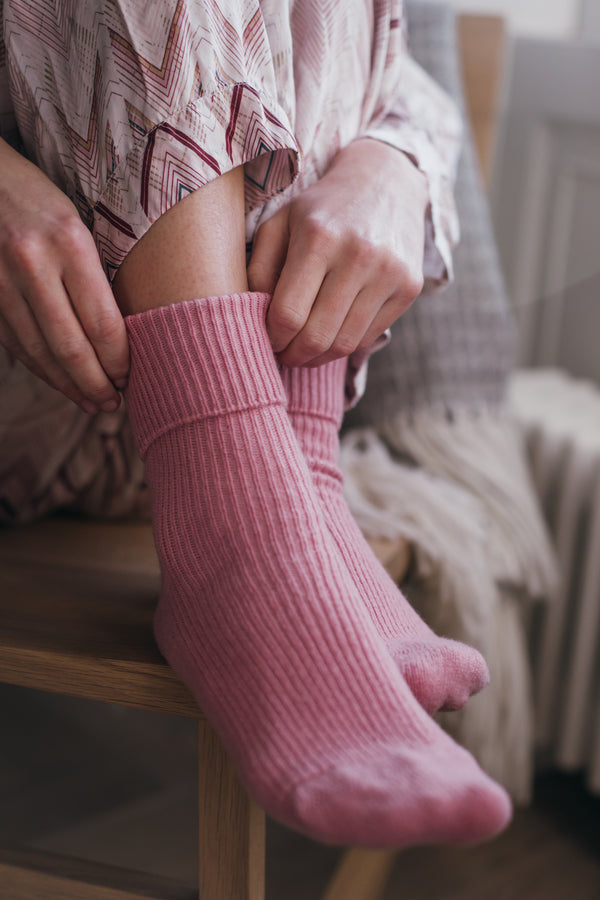 Cashmere Bed Socks, Dusty Rose