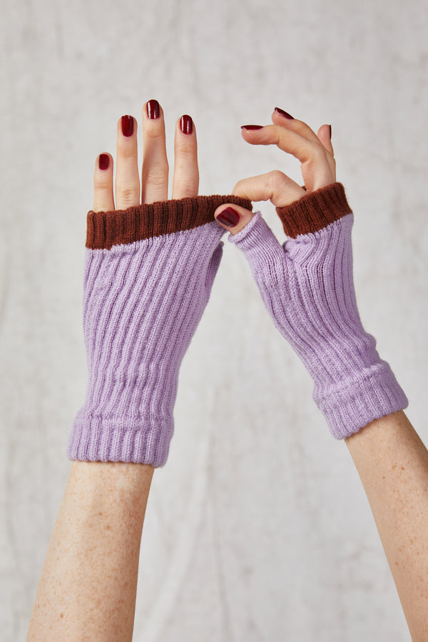 Ribbed contrast trim Wrist Warmers, Lupin
