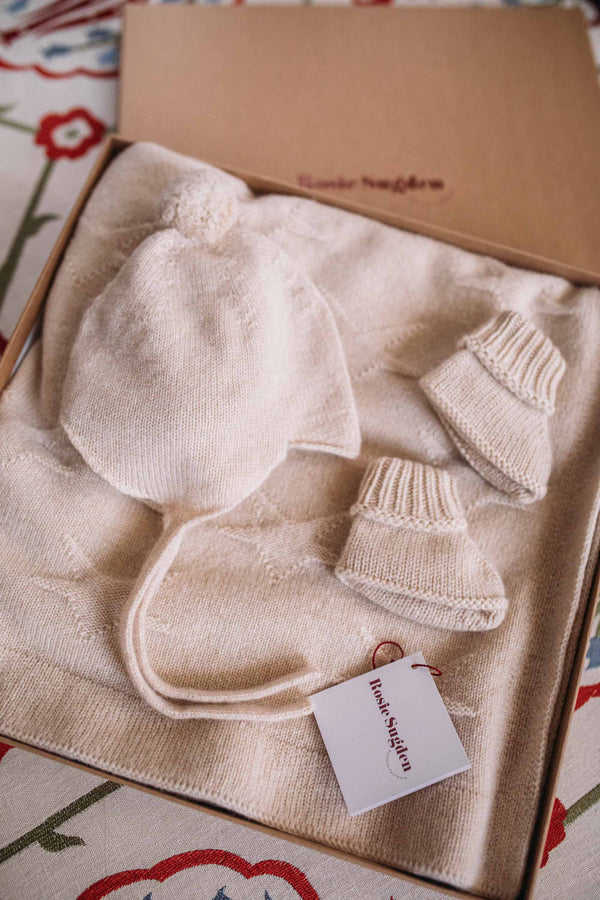 Cashmere Baby Gift Set, Ivory